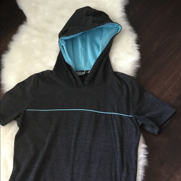 Gray maxi dress with hoodie - Picture 3 of 8